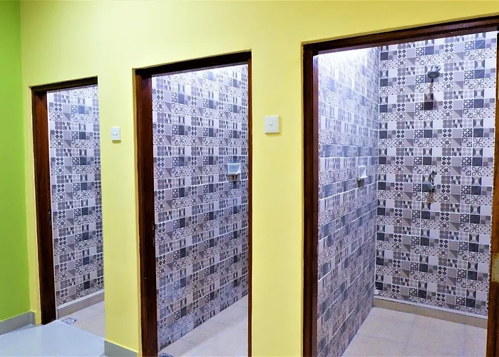 Kori Garden House Hostal Kuta Lombok