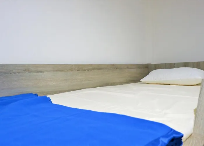 Kori Garden House Hostal *